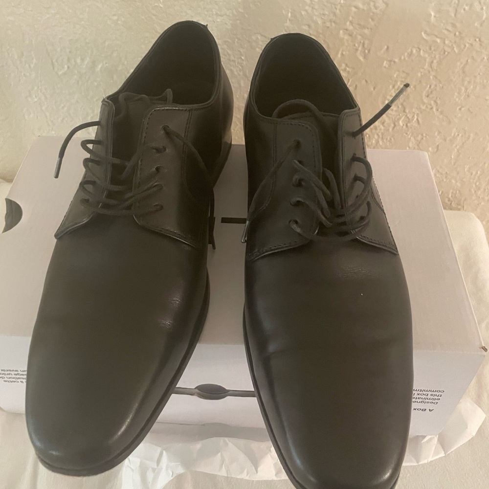 Classic Black Men's Dress Shoes